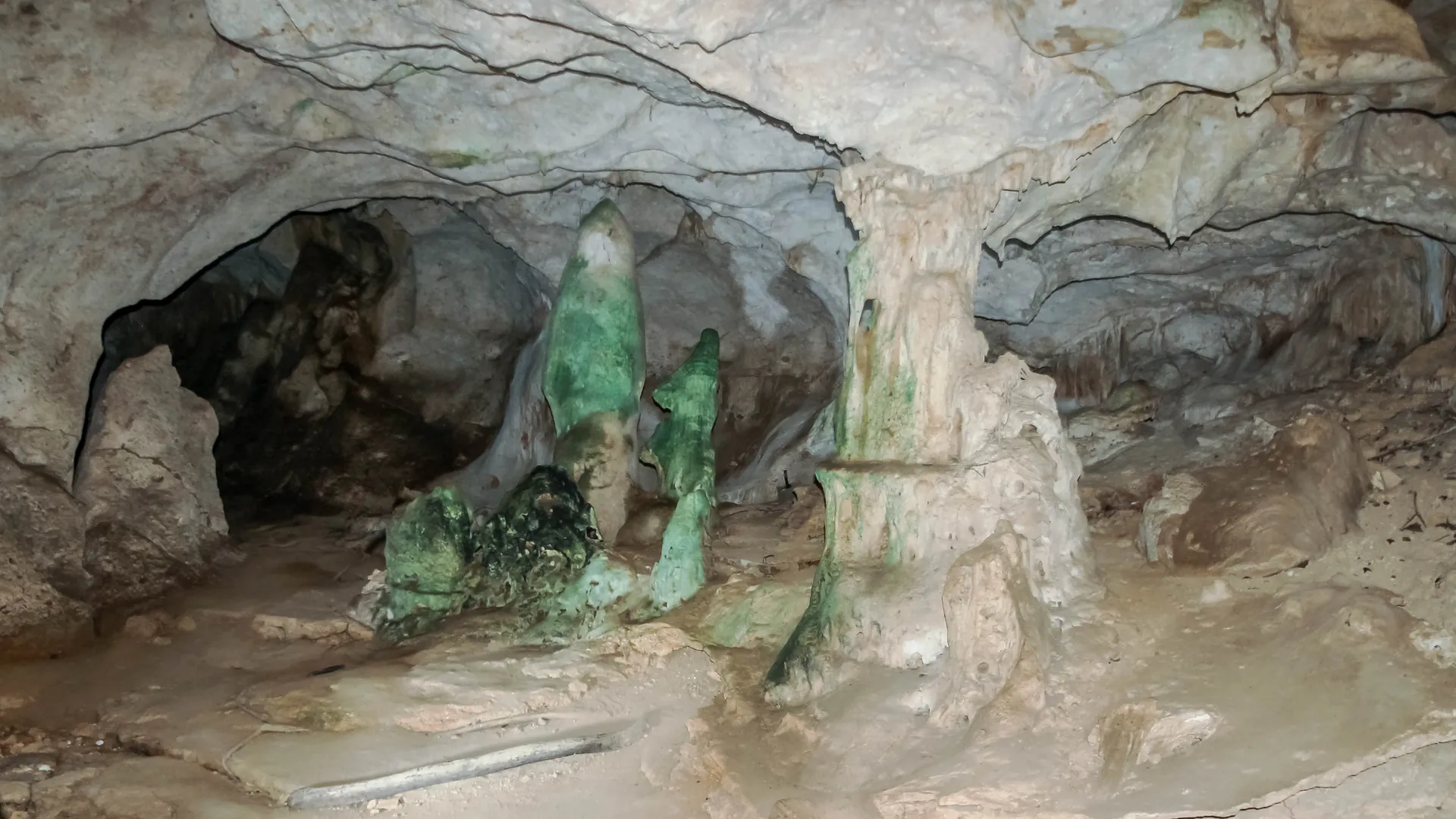 Jamaica Discovery Bay Green Grotto Caves 2